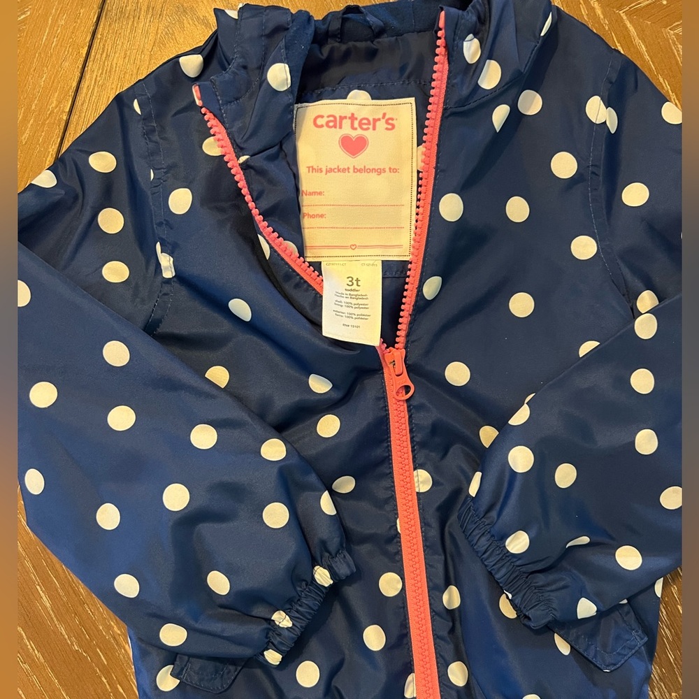 EUC Adorable Carter’s 2t Windbreaker/Rainjacket